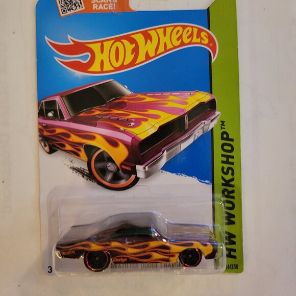 Hot Wheels 74 Brazillan Dodge Charger -- ITEM #1518 - Picture 1 of 2